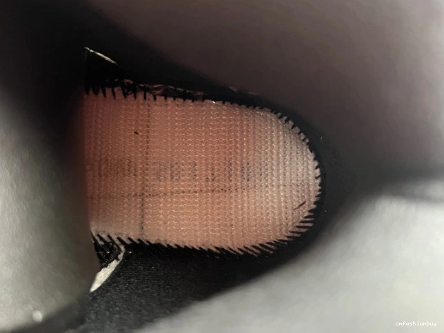 5 JORDAN AIR RETRO DD0587-110 'WHITE BLACK' 1207